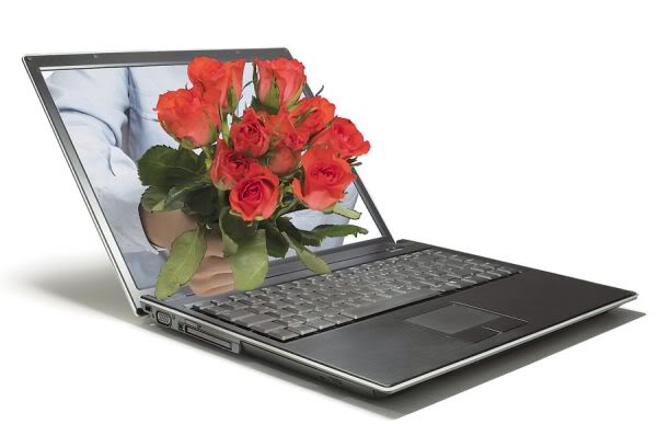 KWIATKI PNG - png.laptop roze na bialym tle.png.jpg